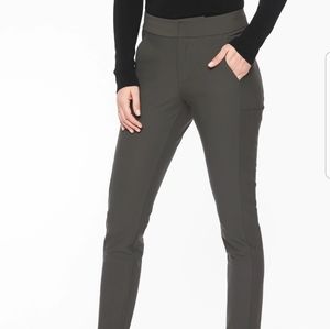 Athleta Stellar Trouser in dark grey
